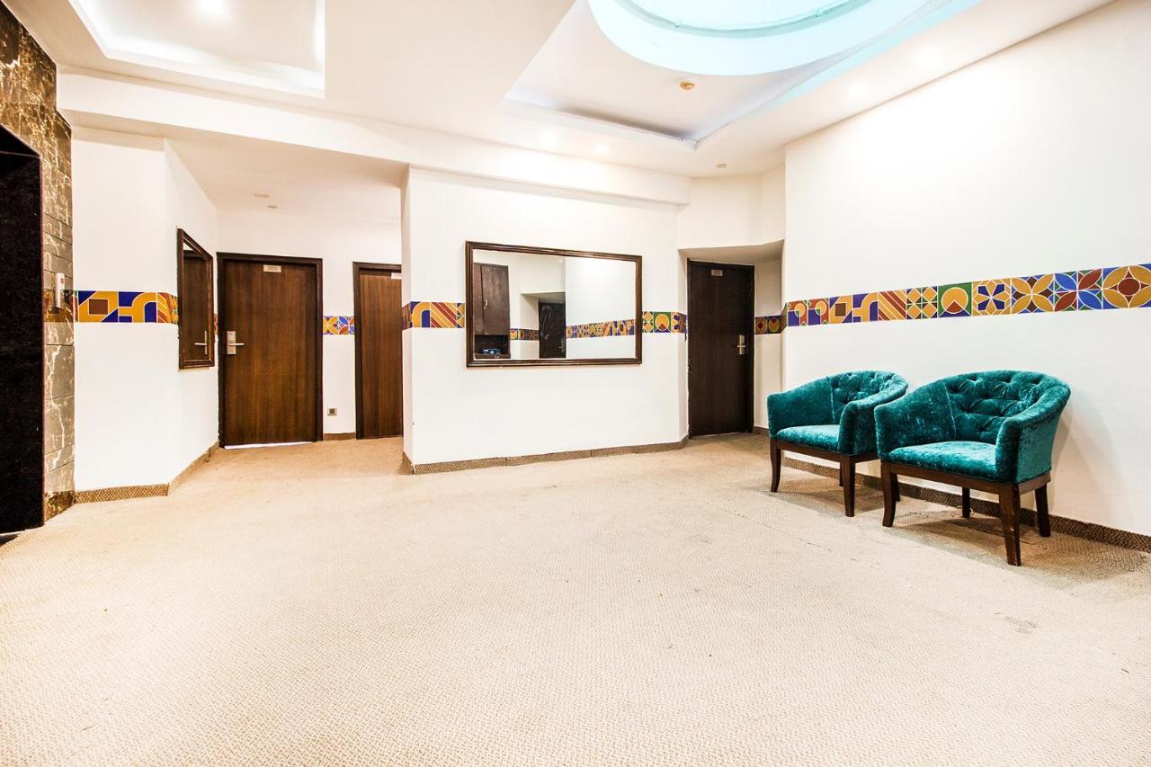 Fabhotel Le Monarque Chandigarh Ngoại thất bức ảnh